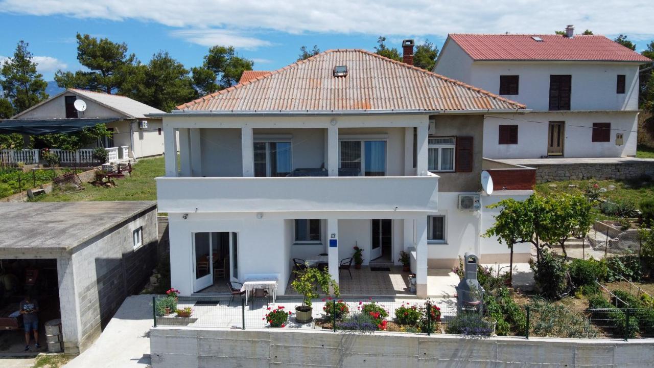 Ražanac Apartments Tri Mora מראה חיצוני תמונה