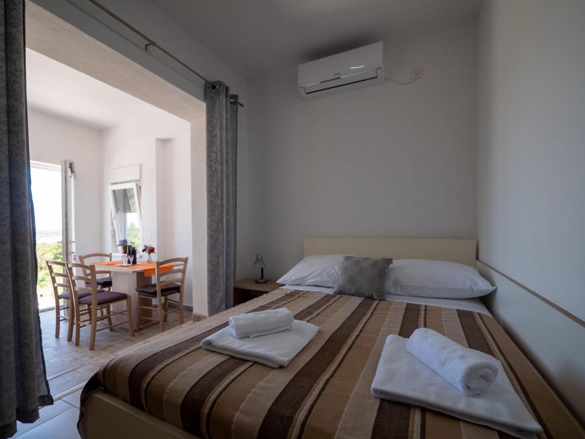 Ražanac Apartments Tri Mora מראה חיצוני תמונה
