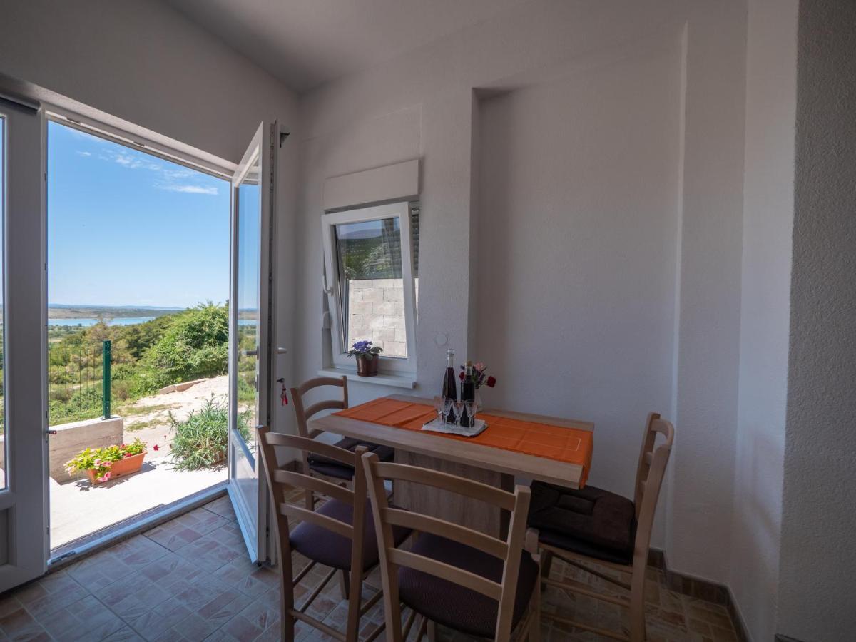 Ražanac Apartments Tri Mora מראה חיצוני תמונה