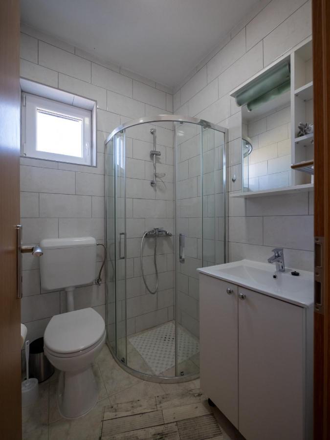 Ražanac Apartments Tri Mora מראה חיצוני תמונה