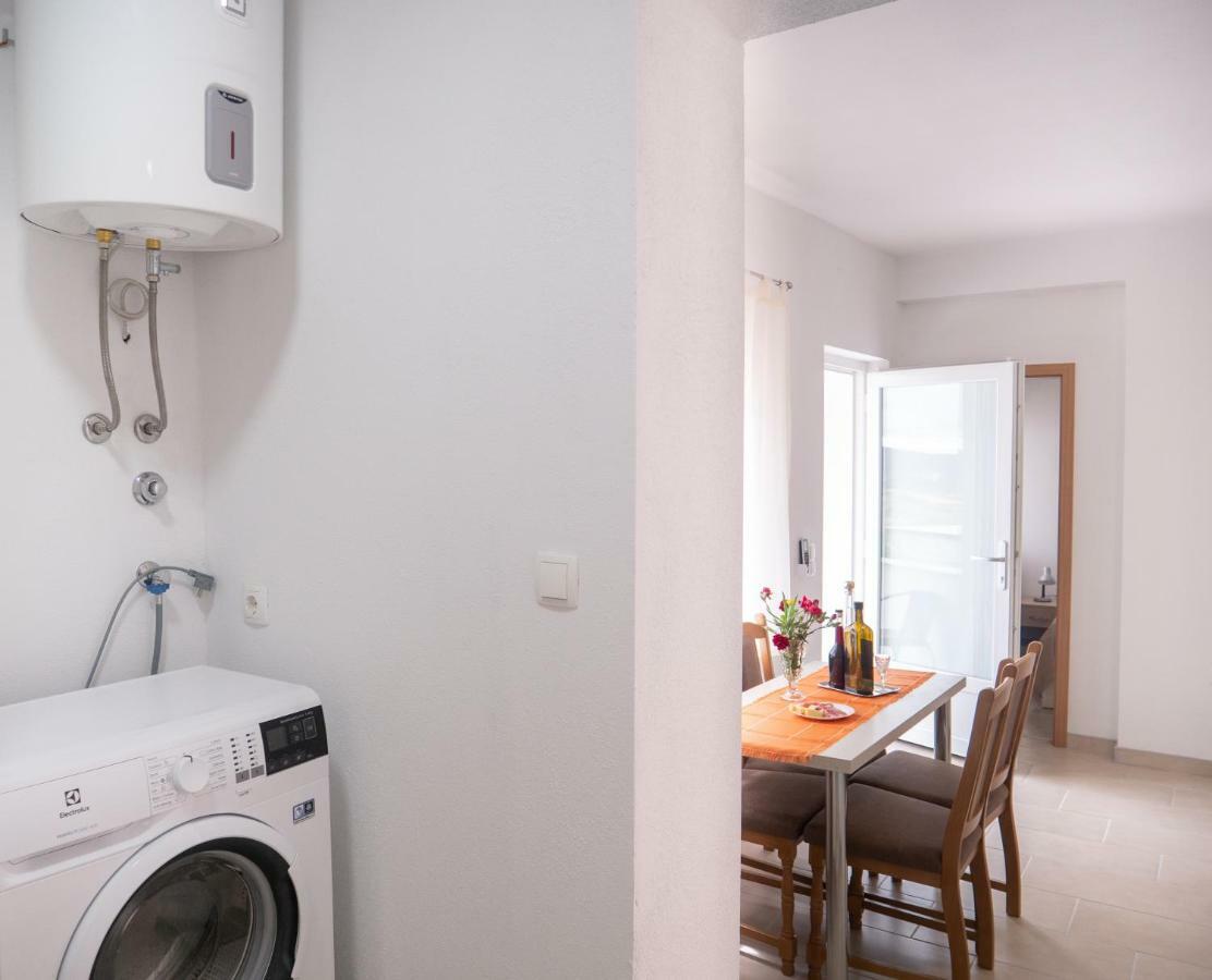 Ražanac Apartments Tri Mora מראה חיצוני תמונה